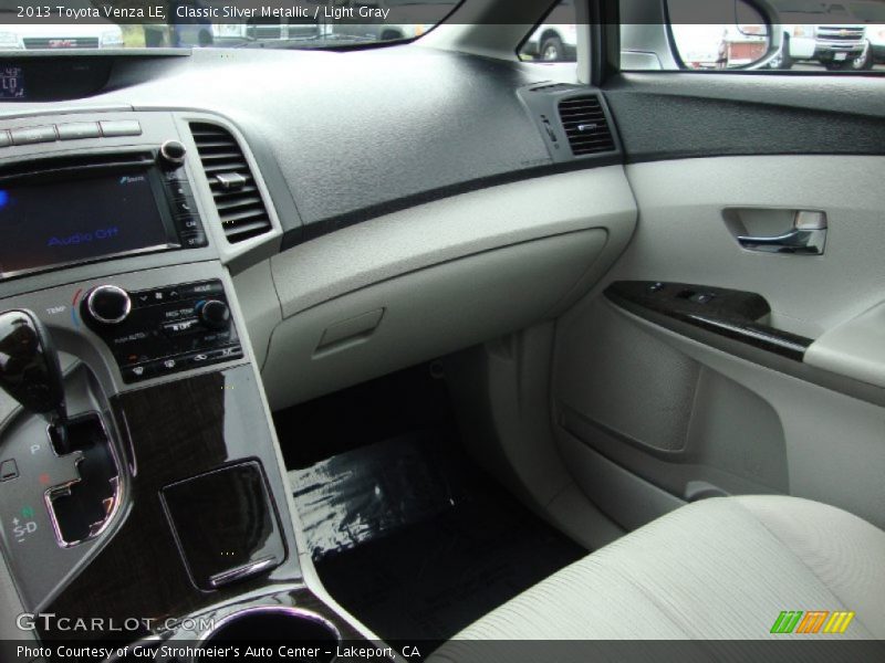 Classic Silver Metallic / Light Gray 2013 Toyota Venza LE
