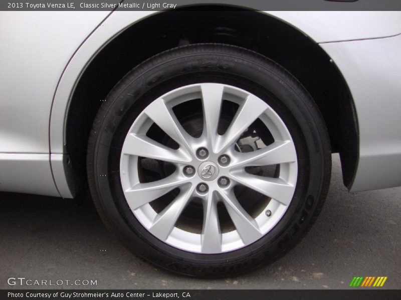 Classic Silver Metallic / Light Gray 2013 Toyota Venza LE