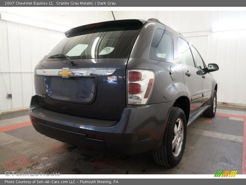 Granite Gray Metallic / Dark Gray 2007 Chevrolet Equinox LS
