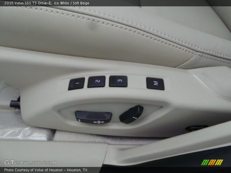 Ice White / Soft Beige 2015 Volvo S60 T5 Drive-E