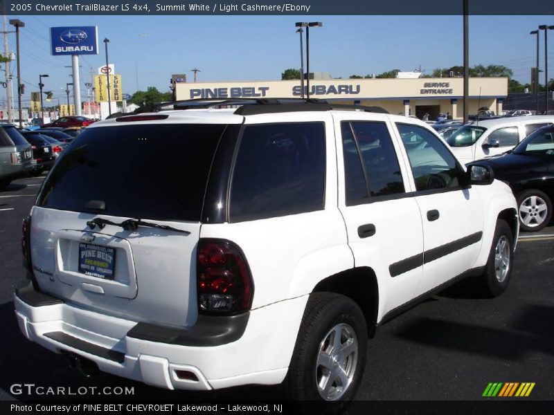 Summit White / Light Cashmere/Ebony 2005 Chevrolet TrailBlazer LS 4x4