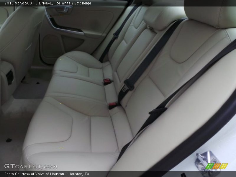 Ice White / Soft Beige 2015 Volvo S60 T5 Drive-E