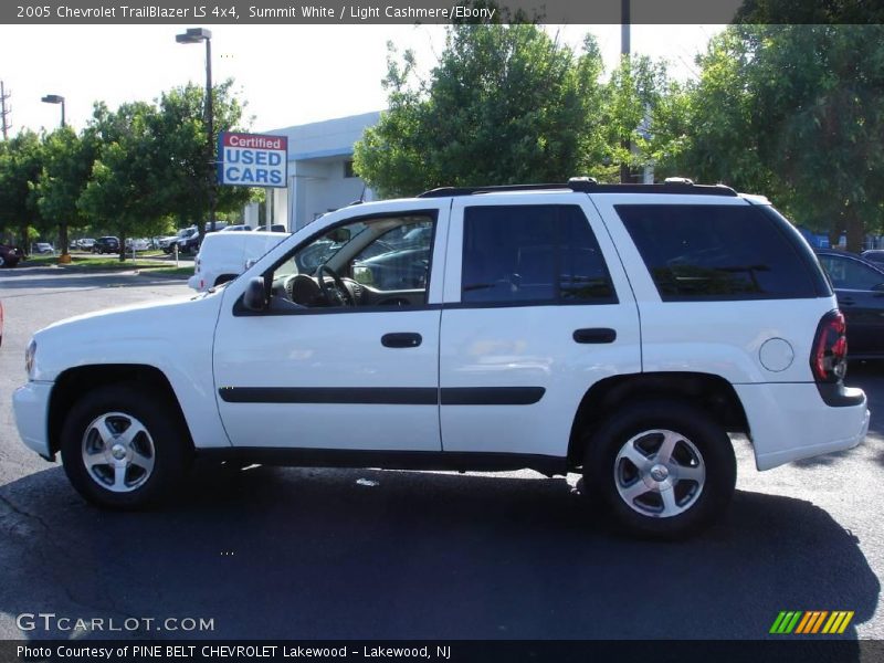 Summit White / Light Cashmere/Ebony 2005 Chevrolet TrailBlazer LS 4x4