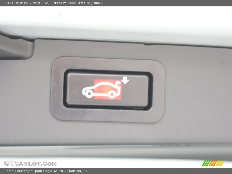 Titanium Silver Metallic / Black 2011 BMW X5 xDrive 35d