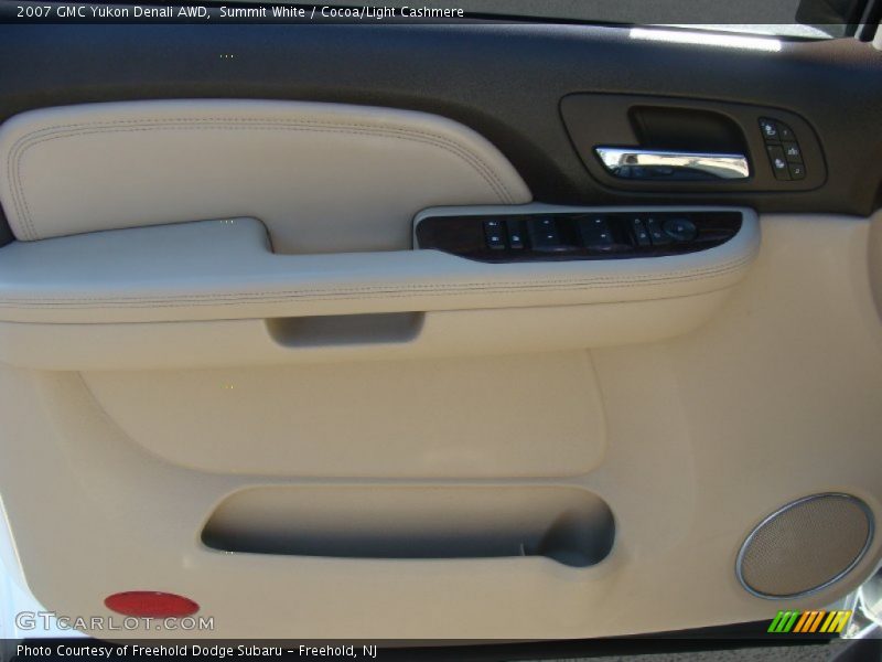 Summit White / Cocoa/Light Cashmere 2007 GMC Yukon Denali AWD