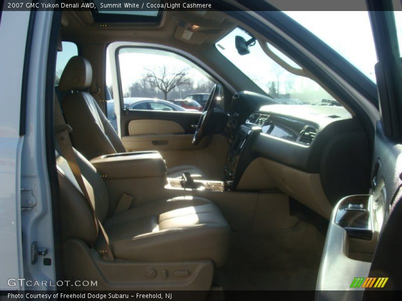 Summit White / Cocoa/Light Cashmere 2007 GMC Yukon Denali AWD