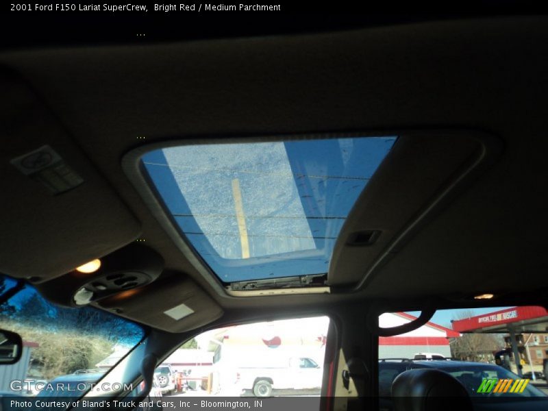 Bright Red / Medium Parchment 2001 Ford F150 Lariat SuperCrew