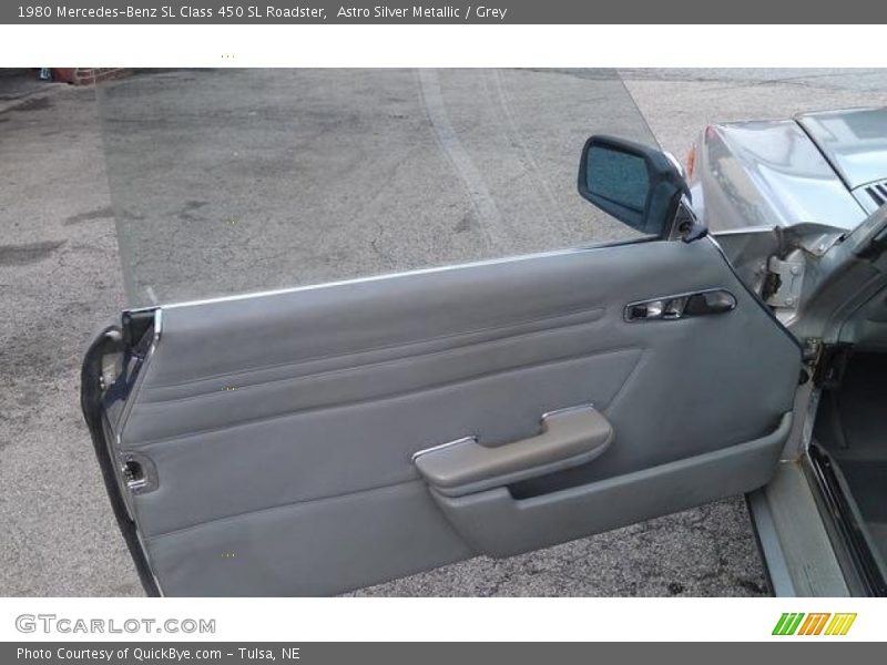 Door Panel of 1980 SL Class 450 SL Roadster