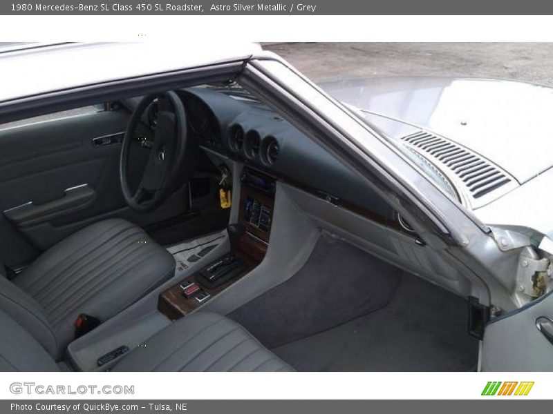 Astro Silver Metallic / Grey 1980 Mercedes-Benz SL Class 450 SL Roadster