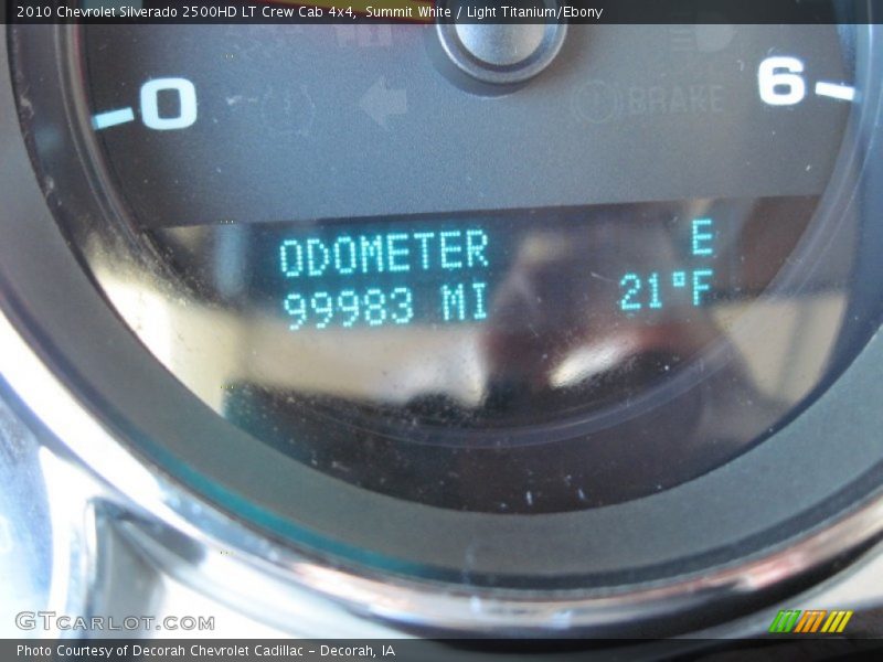 Summit White / Light Titanium/Ebony 2010 Chevrolet Silverado 2500HD LT Crew Cab 4x4
