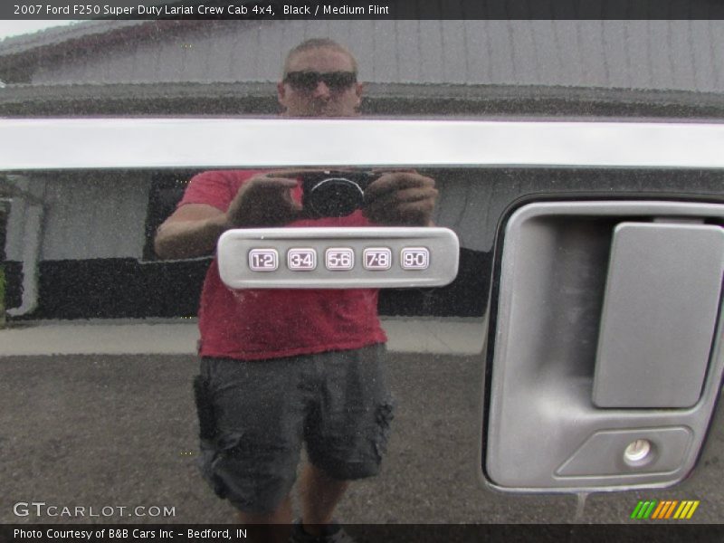 Black / Medium Flint 2007 Ford F250 Super Duty Lariat Crew Cab 4x4