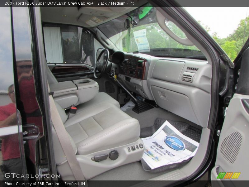 Black / Medium Flint 2007 Ford F250 Super Duty Lariat Crew Cab 4x4