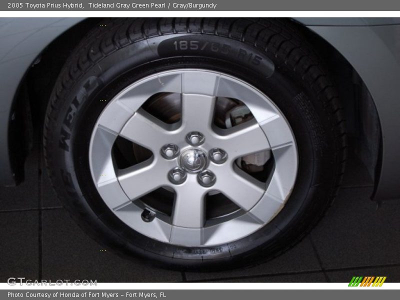 Tideland Gray Green Pearl / Gray/Burgundy 2005 Toyota Prius Hybrid