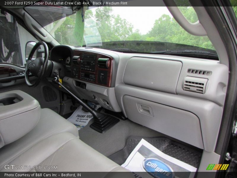 Black / Medium Flint 2007 Ford F250 Super Duty Lariat Crew Cab 4x4