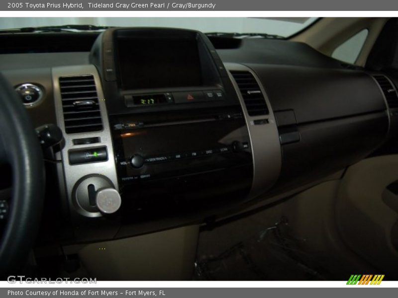 Tideland Gray Green Pearl / Gray/Burgundy 2005 Toyota Prius Hybrid
