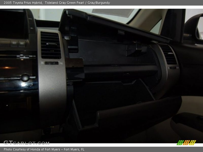 Tideland Gray Green Pearl / Gray/Burgundy 2005 Toyota Prius Hybrid