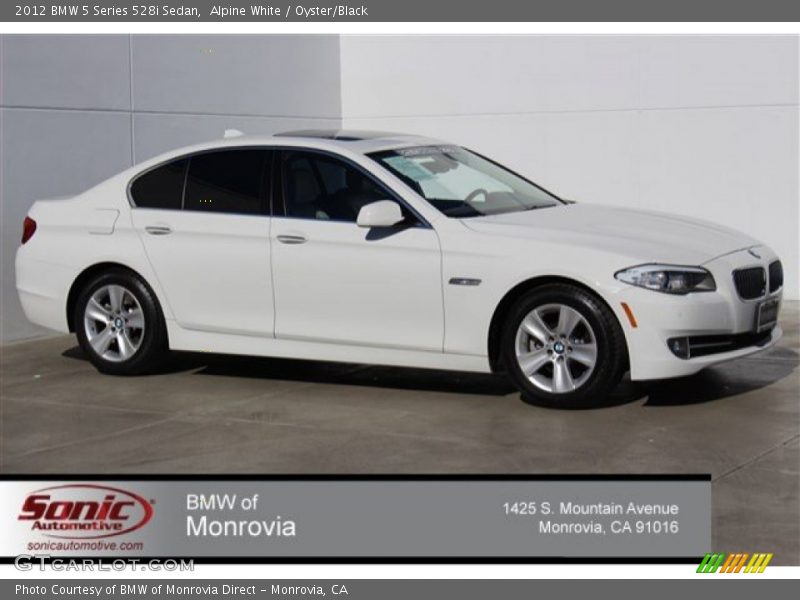 Alpine White / Oyster/Black 2012 BMW 5 Series 528i Sedan