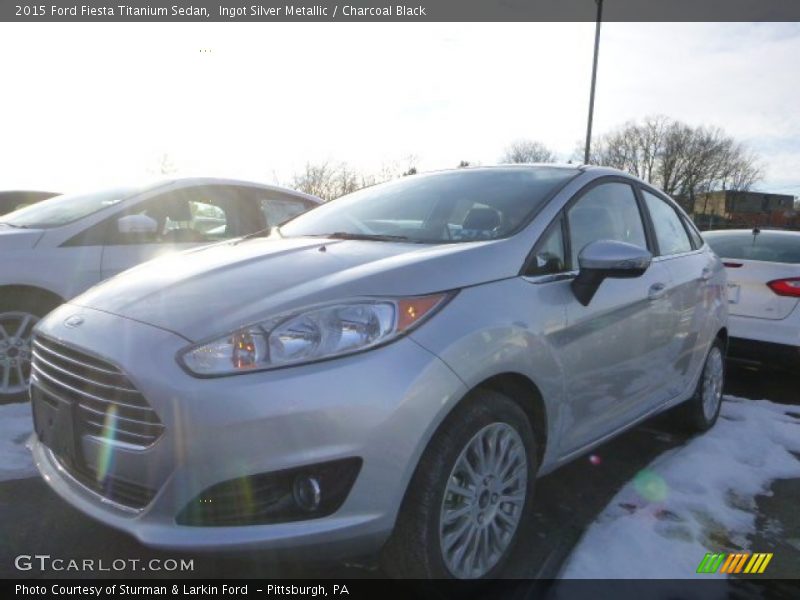 Ingot Silver Metallic / Charcoal Black 2015 Ford Fiesta Titanium Sedan