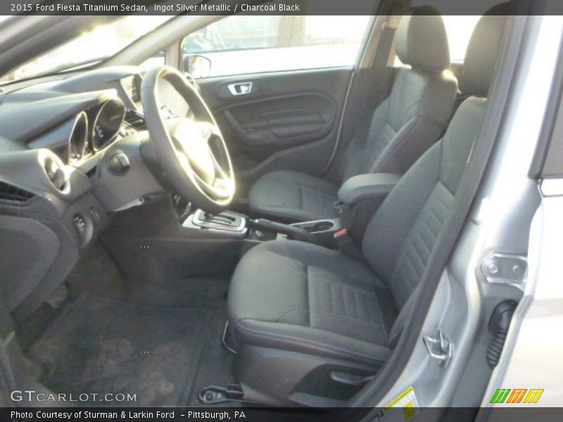 Ingot Silver Metallic / Charcoal Black 2015 Ford Fiesta Titanium Sedan