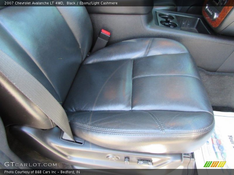 Black / Ebony/Light Cashmere 2007 Chevrolet Avalanche LT 4WD