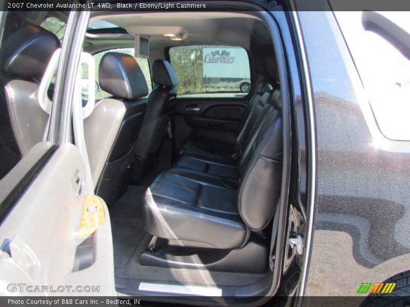Black / Ebony/Light Cashmere 2007 Chevrolet Avalanche LT 4WD