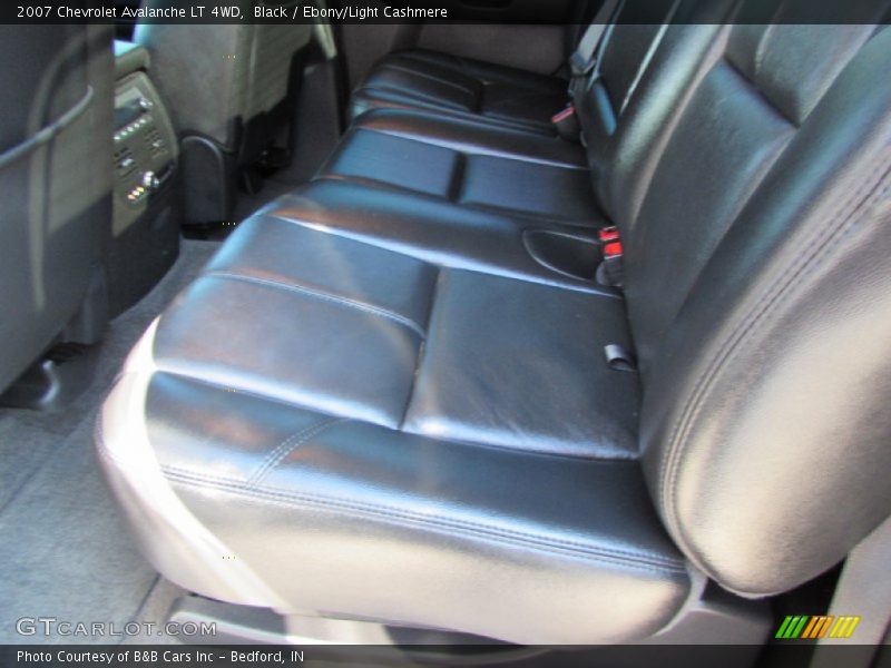 Black / Ebony/Light Cashmere 2007 Chevrolet Avalanche LT 4WD