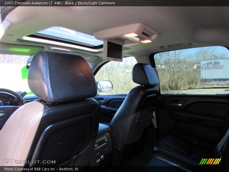 Black / Ebony/Light Cashmere 2007 Chevrolet Avalanche LT 4WD