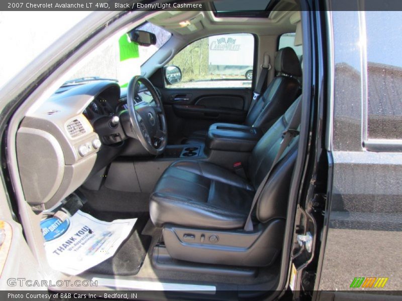 Black / Ebony/Light Cashmere 2007 Chevrolet Avalanche LT 4WD