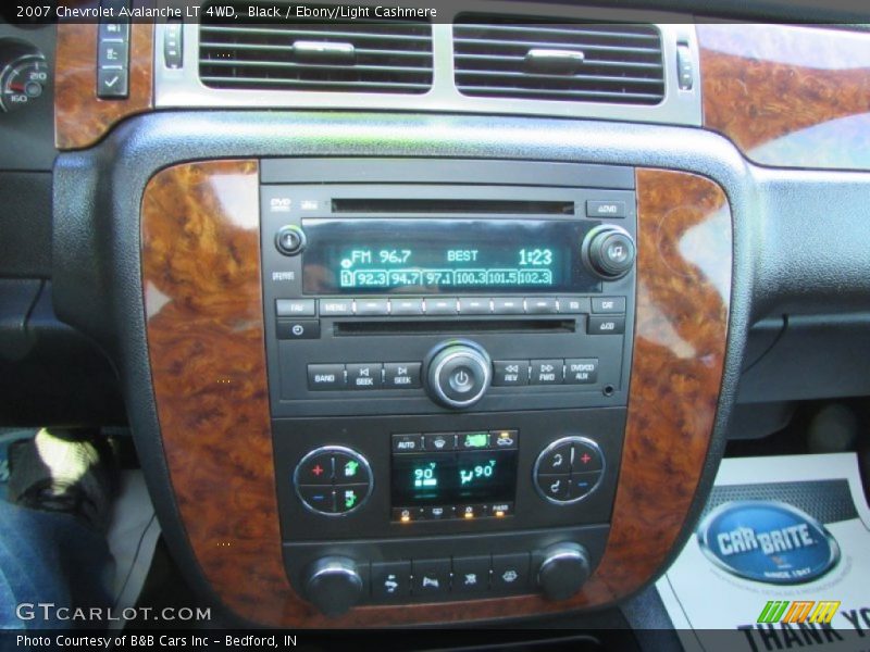 Black / Ebony/Light Cashmere 2007 Chevrolet Avalanche LT 4WD