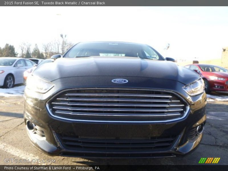 Tuxedo Black Metallic / Charcoal Black 2015 Ford Fusion SE