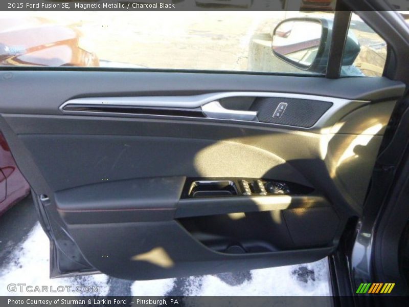 Magnetic Metallic / Charcoal Black 2015 Ford Fusion SE
