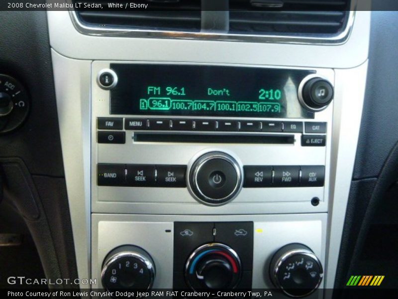 White / Ebony 2008 Chevrolet Malibu LT Sedan