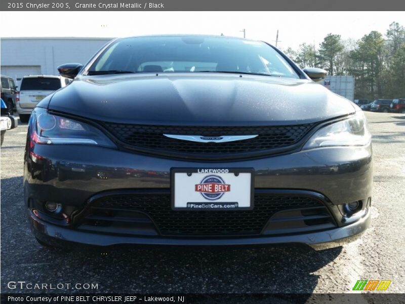 Granite Crystal Metallic / Black 2015 Chrysler 200 S