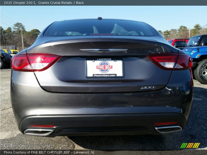 Granite Crystal Metallic / Black 2015 Chrysler 200 S