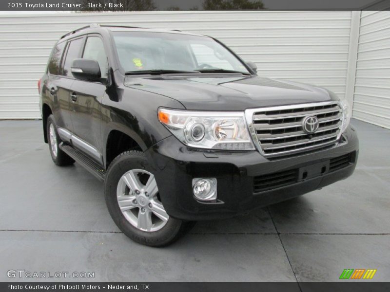 Front 3/4 View of 2015 Land Cruiser 