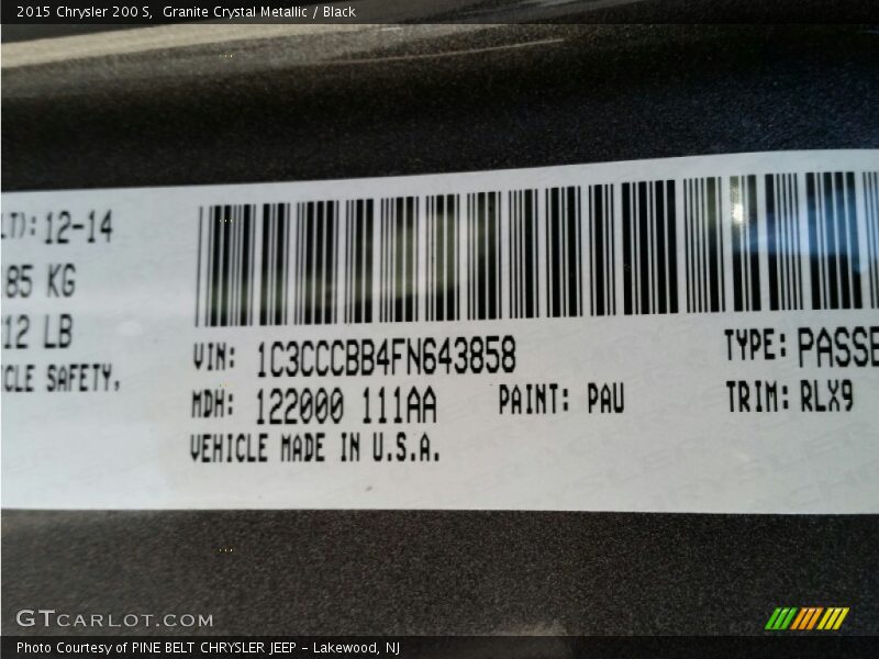 Granite Crystal Metallic / Black 2015 Chrysler 200 S