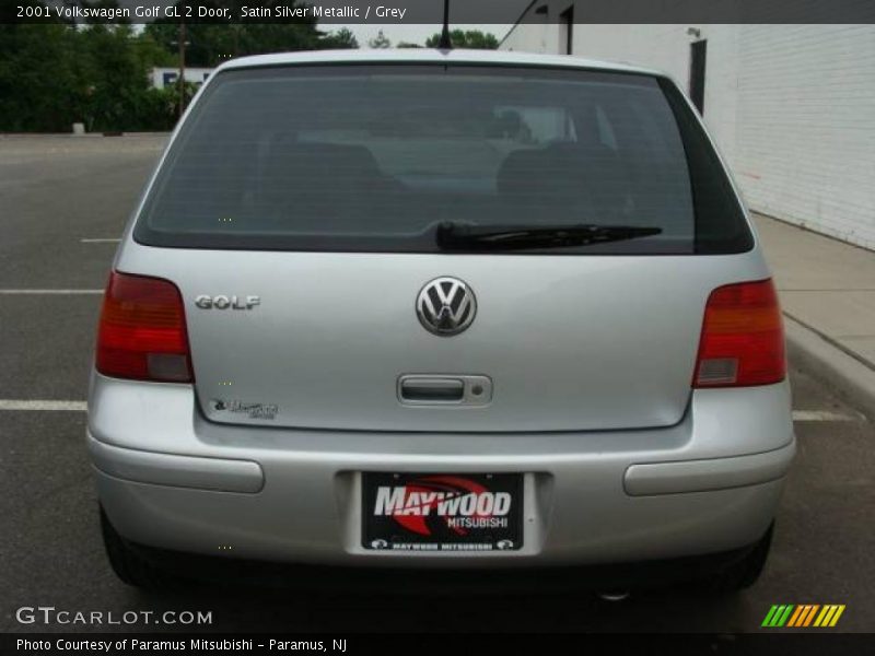 Satin Silver Metallic / Grey 2001 Volkswagen Golf GL 2 Door