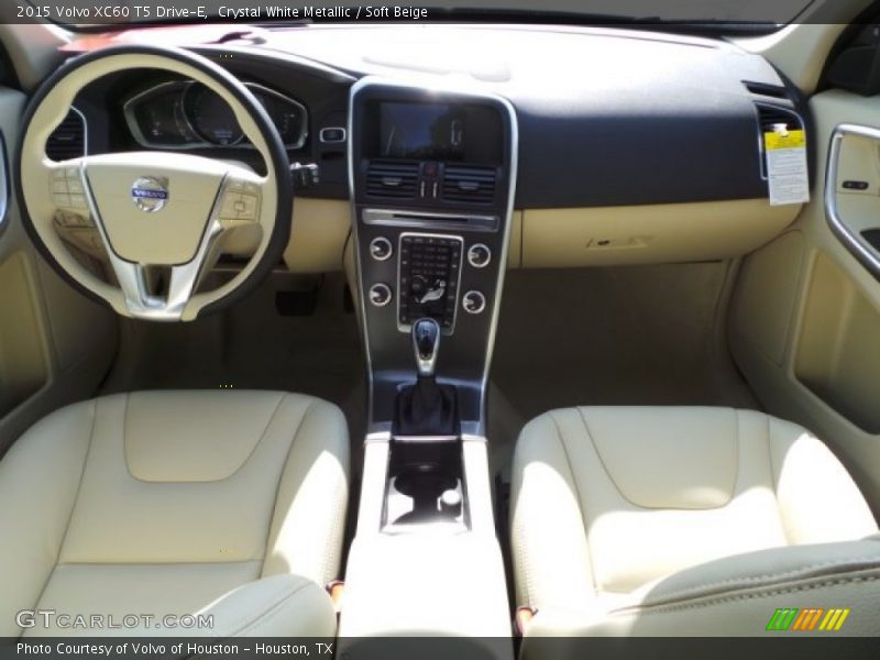 Crystal White Metallic / Soft Beige 2015 Volvo XC60 T5 Drive-E