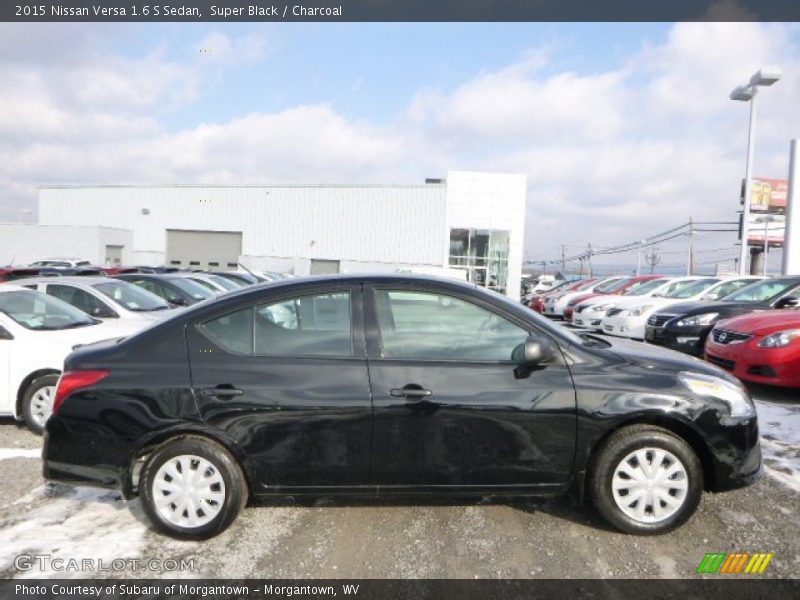 Super Black / Charcoal 2015 Nissan Versa 1.6 S Sedan