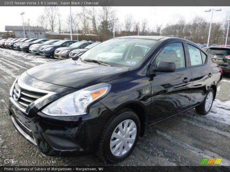 Super Black / Charcoal 2015 Nissan Versa 1.6 S Sedan