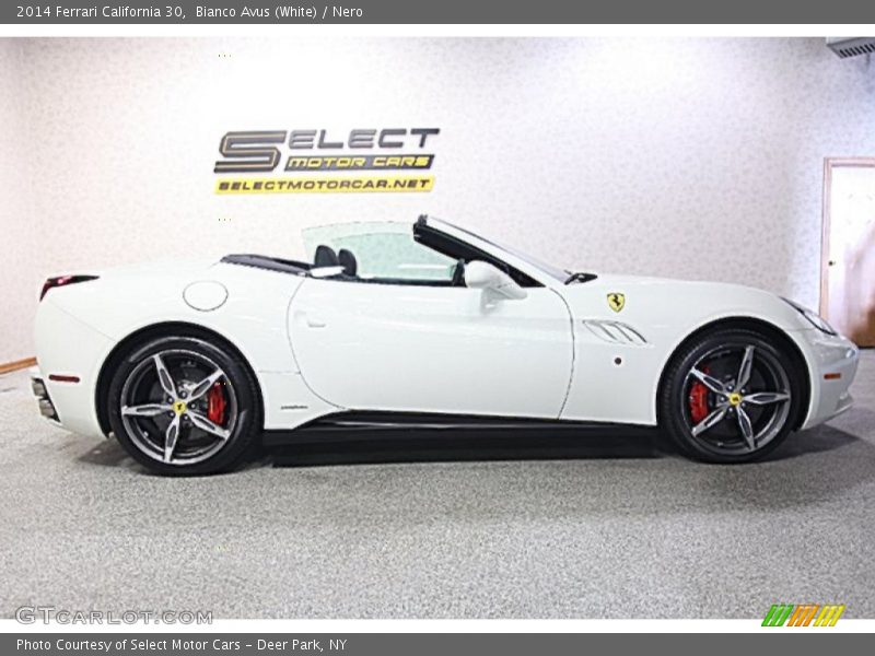 Bianco Avus (White) / Nero 2014 Ferrari California 30