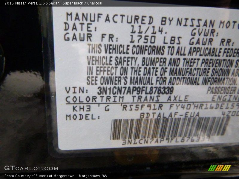 Super Black / Charcoal 2015 Nissan Versa 1.6 S Sedan