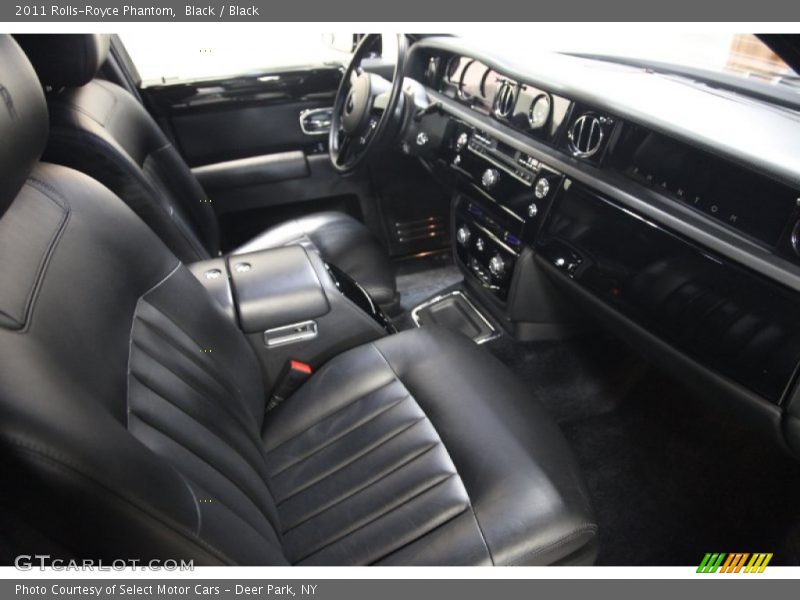Black / Black 2011 Rolls-Royce Phantom
