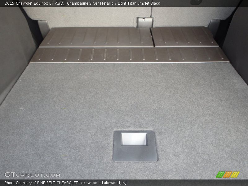 Champagne Silver Metallic / Light Titanium/Jet Black 2015 Chevrolet Equinox LT AWD