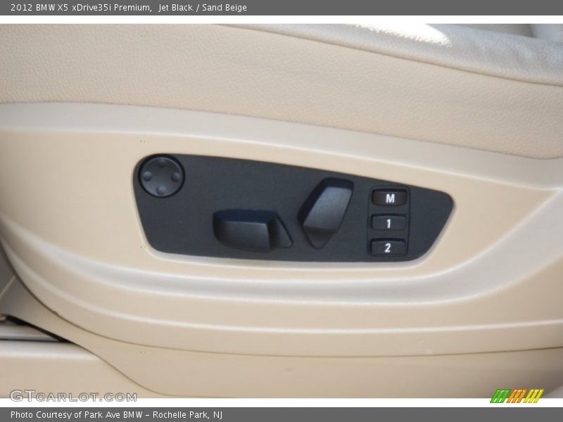 Jet Black / Sand Beige 2012 BMW X5 xDrive35i Premium