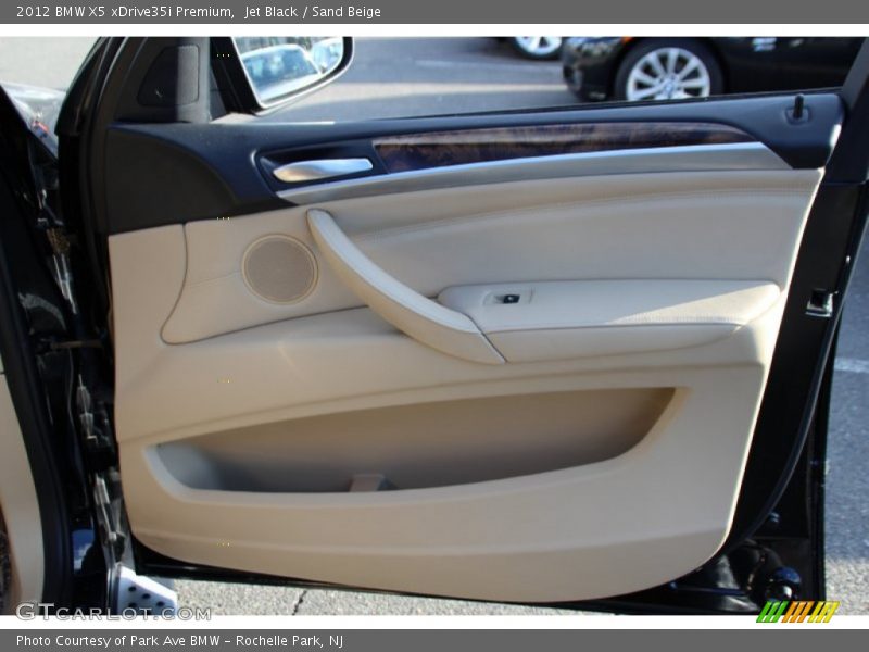 Jet Black / Sand Beige 2012 BMW X5 xDrive35i Premium