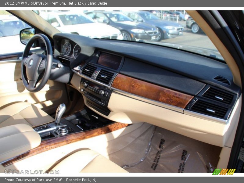 Jet Black / Sand Beige 2012 BMW X5 xDrive35i Premium