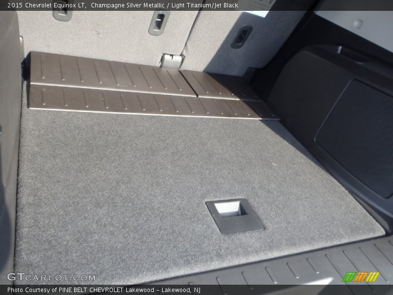 Champagne Silver Metallic / Light Titanium/Jet Black 2015 Chevrolet Equinox LT