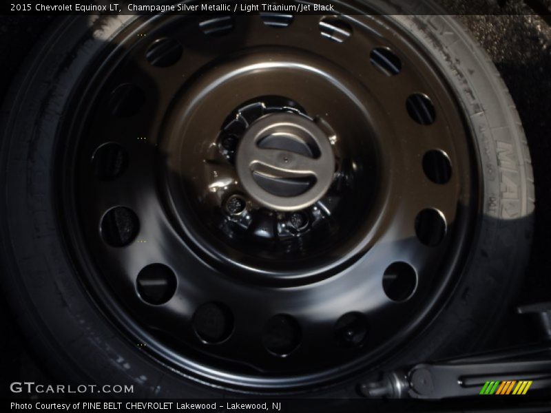 Champagne Silver Metallic / Light Titanium/Jet Black 2015 Chevrolet Equinox LT