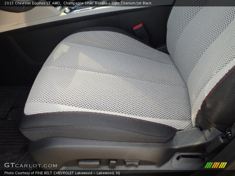 Champagne Silver Metallic / Light Titanium/Jet Black 2015 Chevrolet Equinox LT AWD